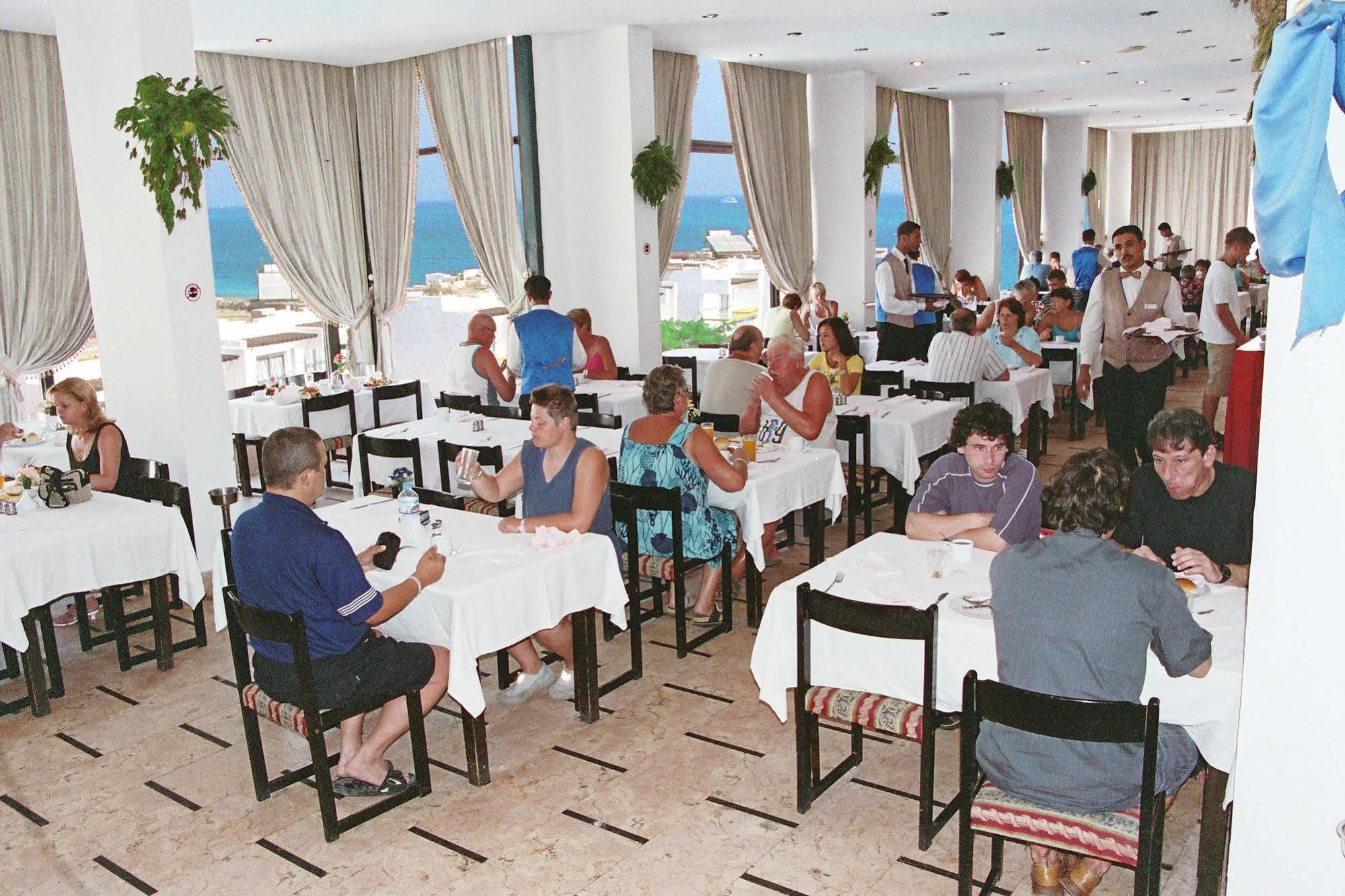 Beirut Hotel Hurghada Exterior foto