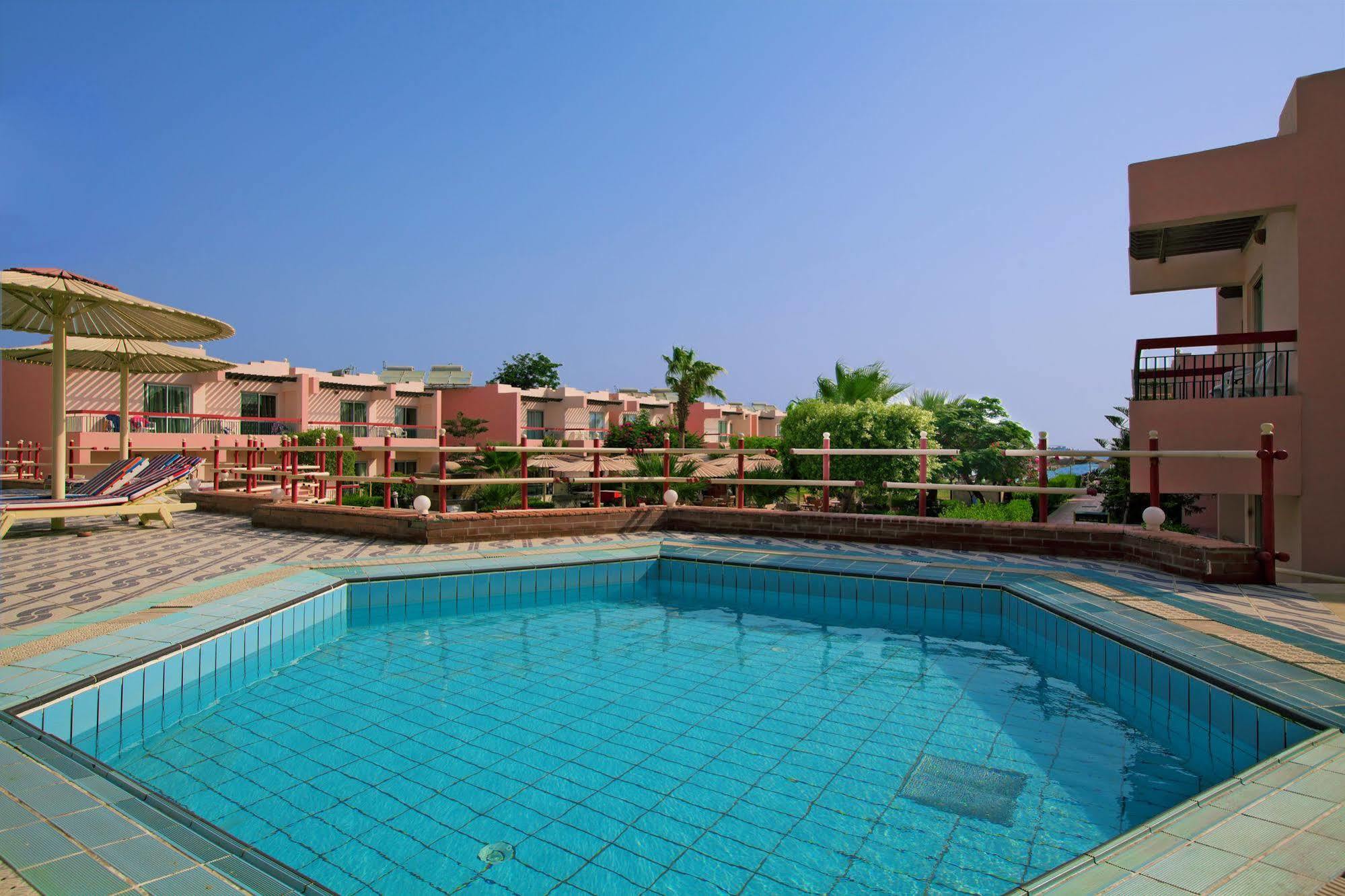 Beirut Hotel Hurghada Exterior foto